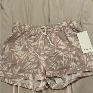 Lululemon Spring Break Away Short